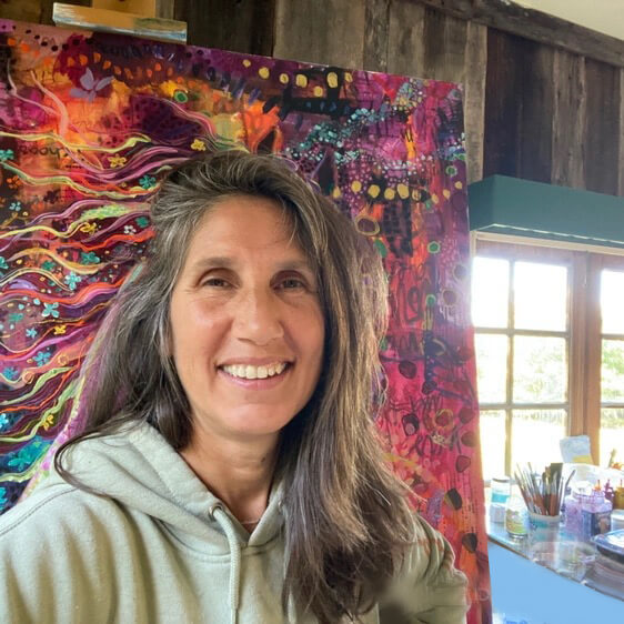 Larissa Davis Artist Photo